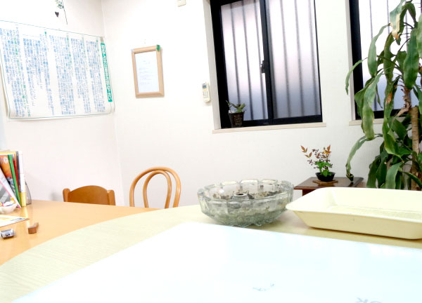 観葉植物のある癒しの空間を目指しております。