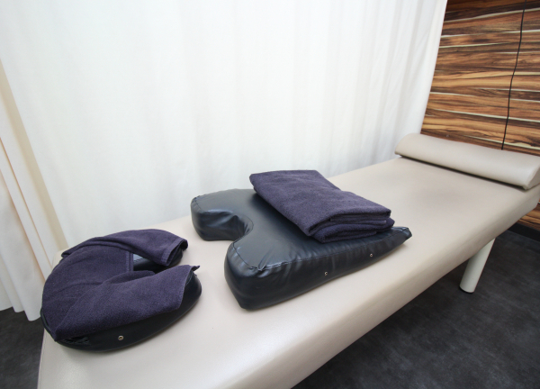 七福整骨院(カーテンで仕切れるので周りを気にせず施術♪)