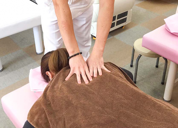 翔永整骨院(つらい肩こりを緩和します)