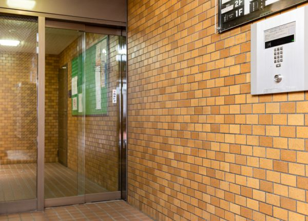 日本ｶｲﾛﾌﾟﾗｸﾃｨｯｸｾﾝﾀｰ横浜西口研究室(インターフォンで201をお呼出ください)