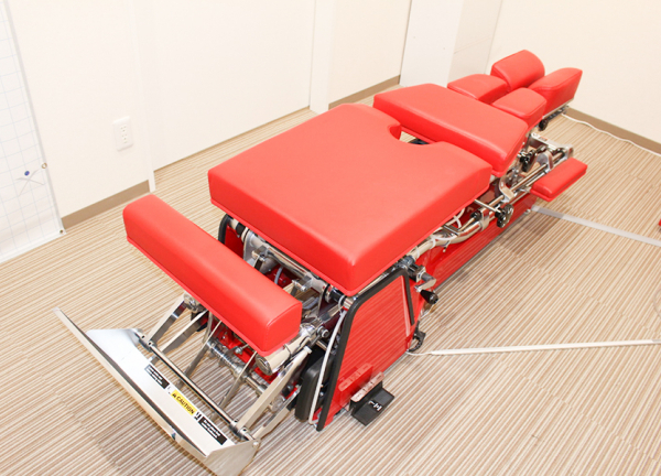 ほねつぎ広陵町接骨院／広陵町はりきゅう院(トムソンベッドをご用意しています。)