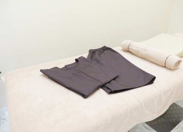 Ａｉｒ鍼灸院・接骨院(お着替えをご用意しています)