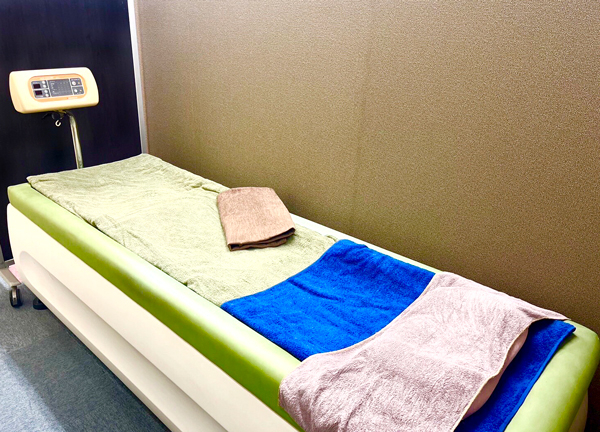 さくら鍼灸整骨院　上野院(ウォーターベッドです)