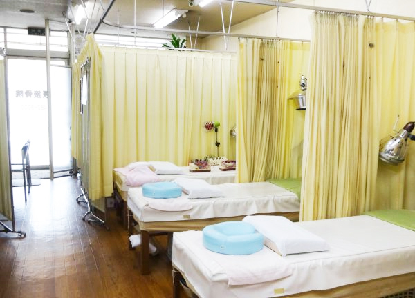 杉原接骨院　中村日赤院【鍼灸】(リラックスして施術を受けられます。)