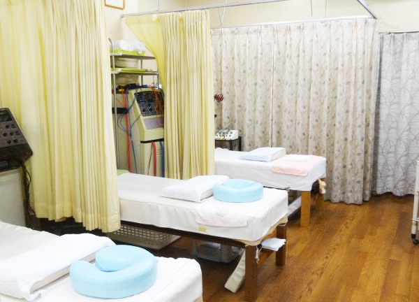 杉原接骨院　中村日赤院【鍼灸】(施術室)