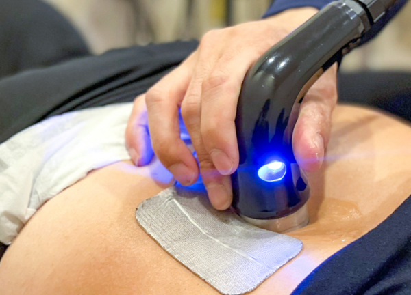 ワイズ整骨院／ワイズ鍼灸マッサージ院(超音波の振動でミクロマッサージ効果を引き出します)