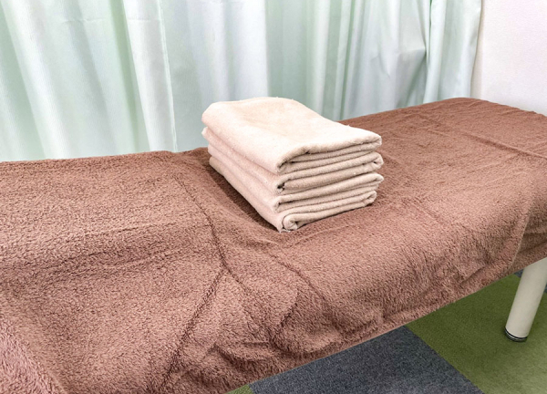 上鷺宮接骨院(清潔なタオルをご用意してます。)