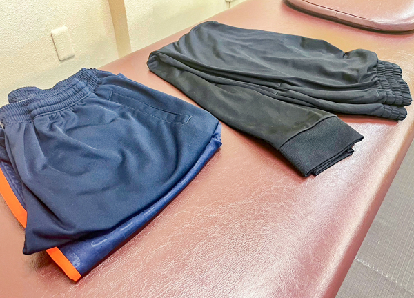 甲斐整骨院　薬院【鍼灸】(お着替えです。)