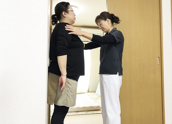 ままどれみ(姿勢の確認を行います。)