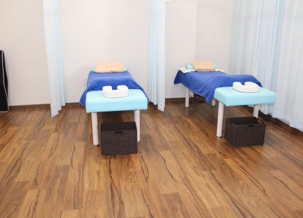 リビーはりきゅう院・整骨院(広々とした明るい施術スペース◎)