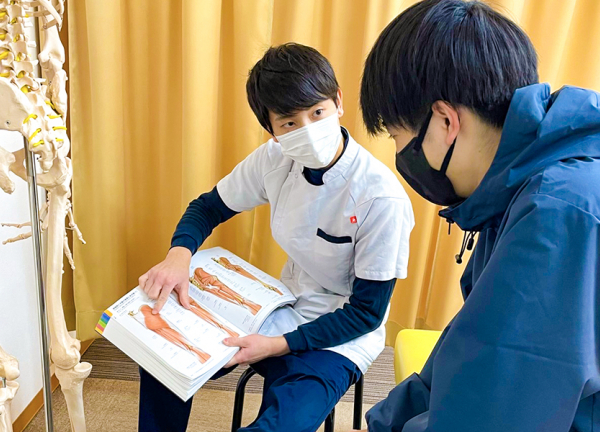 名駅すずらん鍼灸接骨院(お身体について詳しくご説明いたします)