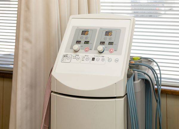 カムイ鍼灸整骨院(施術で使用する機器です。)