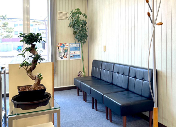 カムイ鍼灸整骨院(待合スペース)
