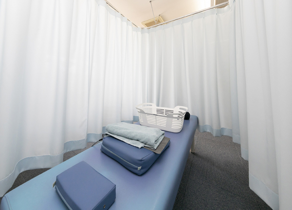 エース治療院【鍼灸】(ゆったりとしたプライベート空間で施術を受けていただきます)