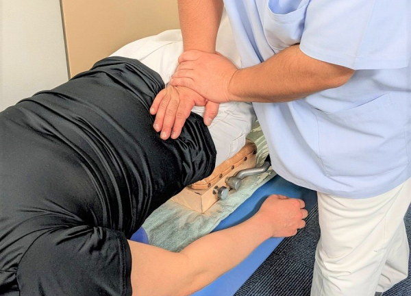 エース治療院【鍼灸】(骨盤と整え不調を緩和していきます。)