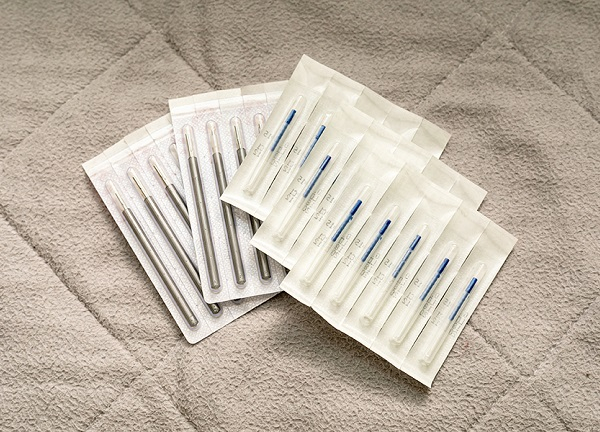 銀座鍼灸整骨院(鍼は使い捨てのものを使用します。)