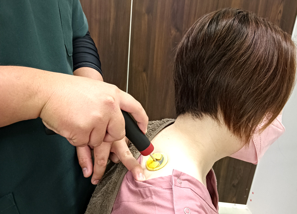 苫小牧西整骨院【鍼灸】(肩こりでお悩みの方、お気軽にご相談ください。)