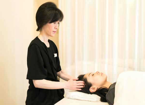 プラスパ【マッサージ】(頭痛や腰痛にお悩みの方はお任せください。)
