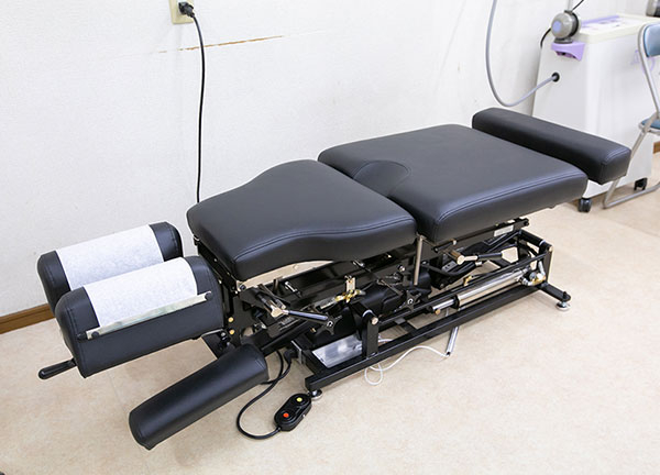 泉尾松浦鍼灸整骨院(トムソンベッドです)
