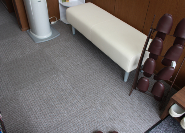 ムネタ鍼灸整骨院(待合室にソファがありますので寛いでください★)