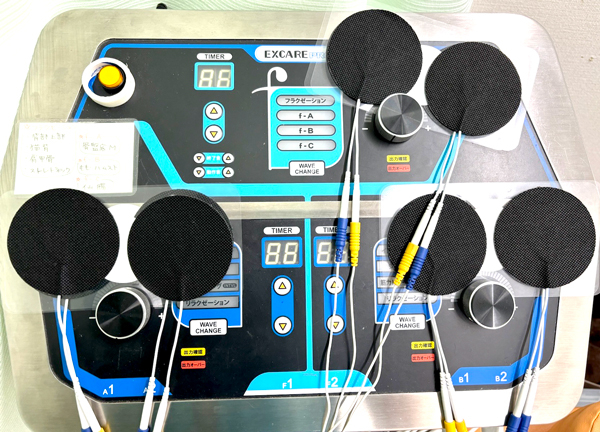 こころ整体院新宿三丁目院(電気による刺激で硬くなったお身体をほぐします。)