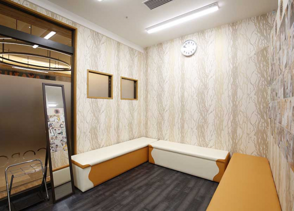 こころ整骨院薬院駅ビル院(待合室でお待ちください。)