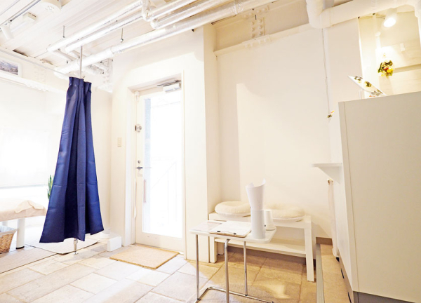 マッサージ･整体 経堂夢ぎわ治療院(白を基調としたモダンな院内◎)