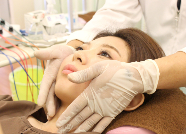 木賀鍼灸整骨院(フェイシャルで顔周りのケアをします☆)