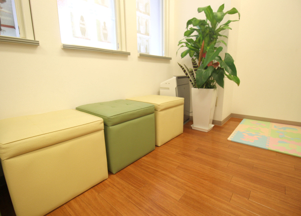 木賀鍼灸整骨院(待合室はこちら！オーガニックな雰囲気★)