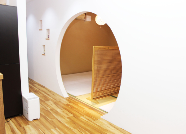 腰ひざ専門よしかわ整体院(内装にもこだわった施術室です。)