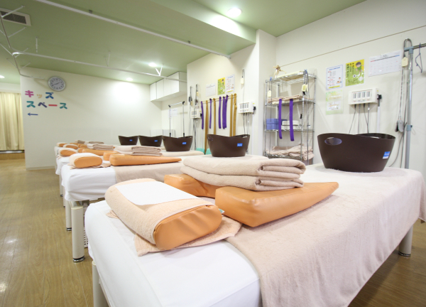 からだらか鍼灸整骨院　洗足池院(施術室はこちら◎リラックスして横になってください！)