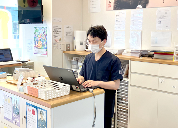 新橋西口整骨院(受付はこちら！気軽にご相談ください◎)