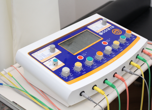 Ｓｈｉｎｊｕｋｕの鍼灸整骨院(EMSで体幹を鍛えていきまSHOW♪)