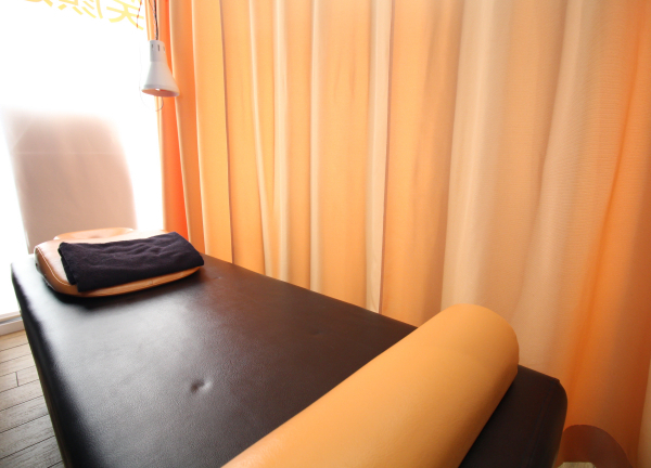 保谷本町整骨院(カーテンで仕切れるので周りの目を気にせず施術♪)