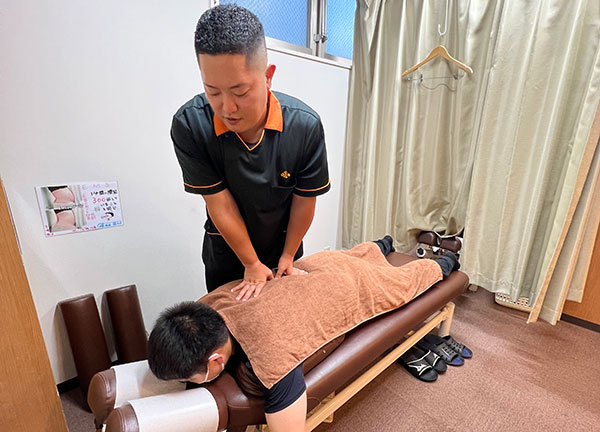 Ｈａｒｉｓｓｈｕ整骨院　新宿西口院【鍼灸】(身体の歪みを整えてバランスのよい身体にします☆)
