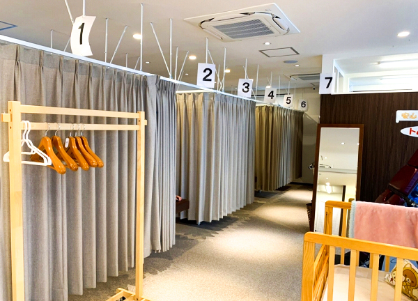 新潟名倉堂鍼灸整骨院(施術中はカーテンで仕切っております。)