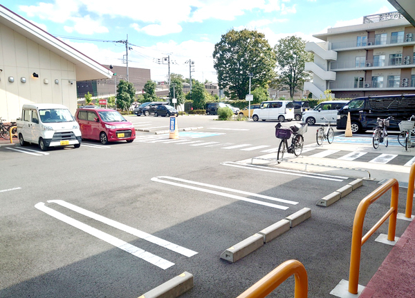 ゆうしん整骨院　アクロスプラザ東久留米【鍼灸】(お車でお越しのお客様へ駐車場もご用意しています。)