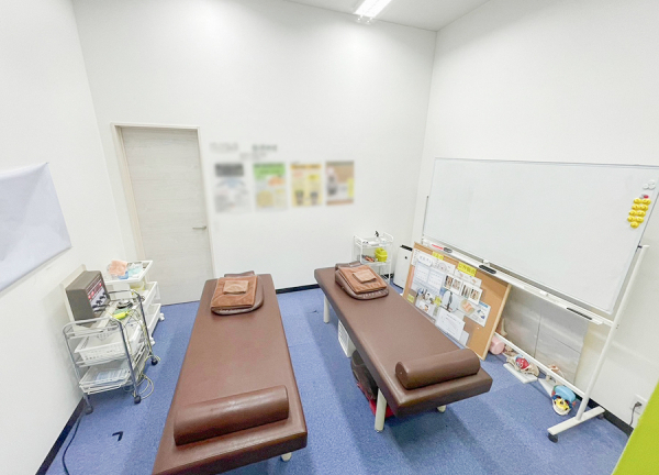 甲斐整骨院　新宮院【鍼灸】(個室の施術室です。)