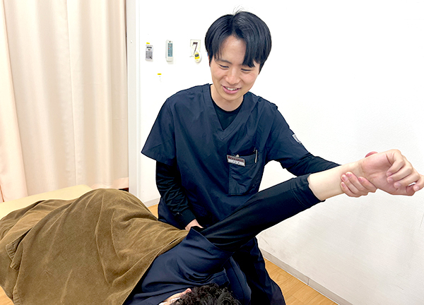 ハローズ花尻接骨院(関節の稼働域を広げコリや痛みを緩和させます。)