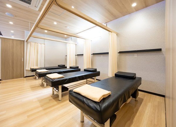 くすの樹接骨院　多布施院　【鍼灸】(施術室です。)