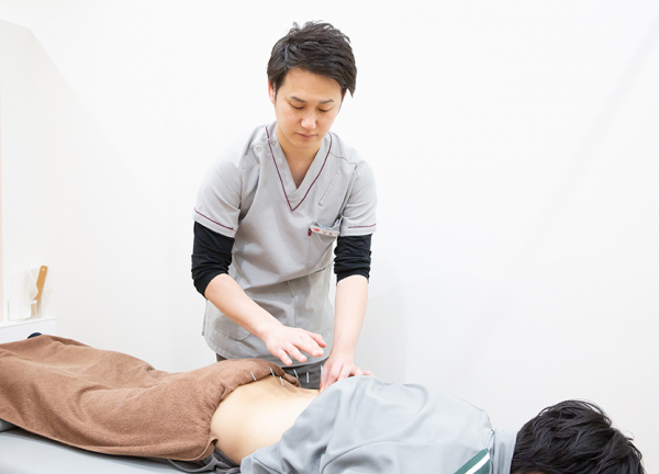 鍼灸で血行促進や自律神経を調整します