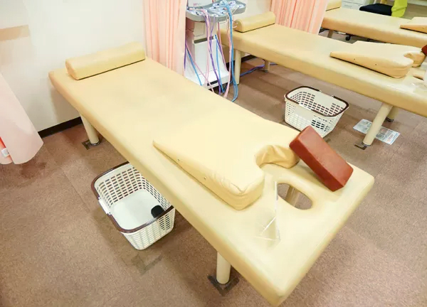 あおば総合治療院　イオン大和院【鍼灸】(落ち着いた色合いの空間です。)