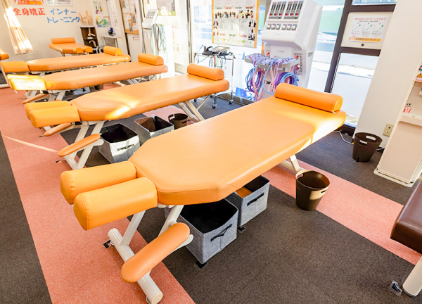 北４２条あおば鍼灸整骨院(施術ベッドです。)