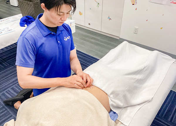 スポーツ総合治療院ＡＣＴ　学芸大学店【鍼灸】(ぎっくり腰などの急な痛みを改善へ導きます。)