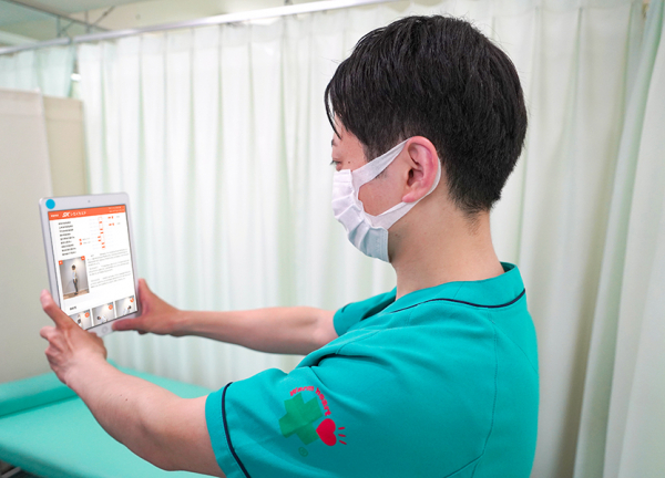 ゆうしん鍼灸整骨院　生田(AI姿勢分析アプリで身体のゆがみを確認します。)