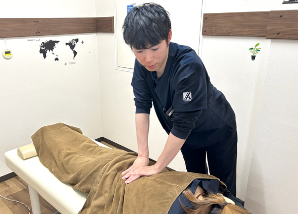 成田美郷台接骨院(骨盤の歪みを調整し、もとの位置へ戻していきます。産後の骨盤調整も対応しております。)