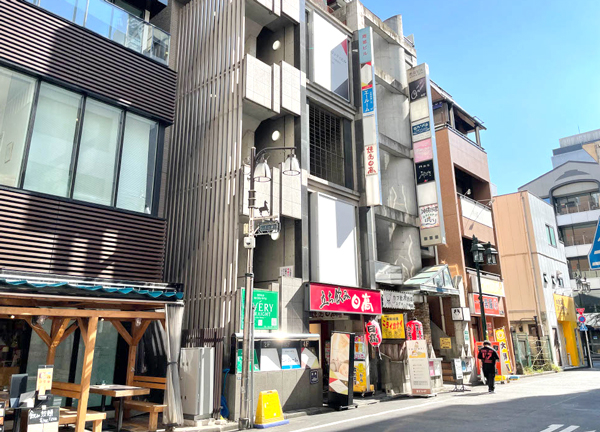 ココロカラダメディカル整体院　立川南口院(中央本線・立川駅の南口から徒歩1分の場所にある駅ちかな施設です。)