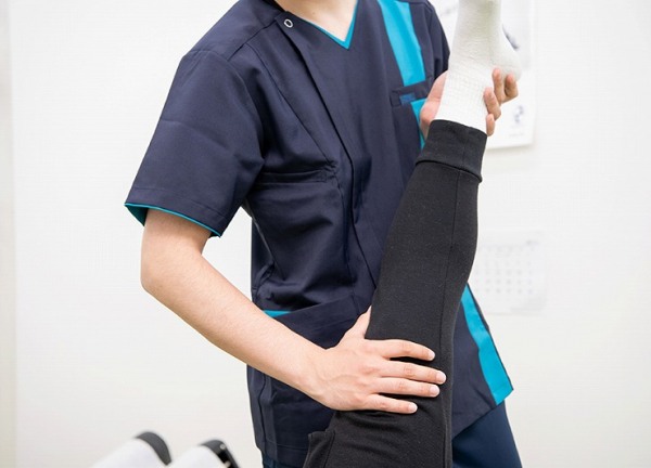 野本鍼灸整骨院　都島院(脚のゆがみを調整します。)