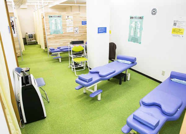 野本鍼灸整骨院　都島院(広々とした施術室です。)