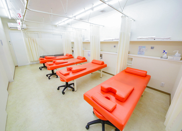 心身堂鍼灸接骨院・整体院　守山院(施術室です。)